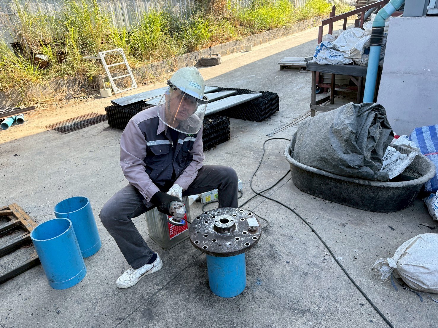 Cooling-tower gearbox at cooling-tower TF1 during the overhaul and reinstallation work