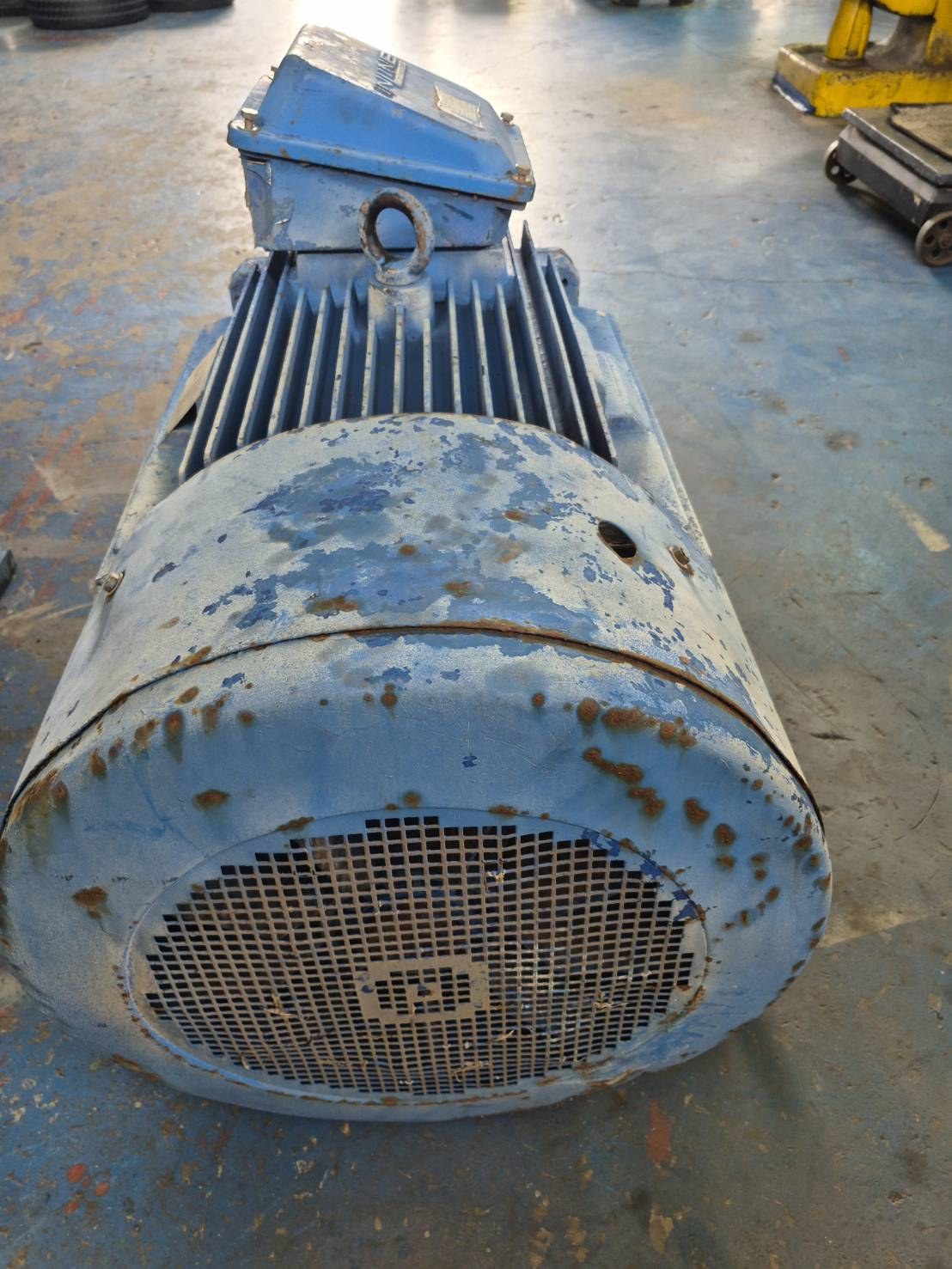 Cooling-fan gear unit and motor at the Ubon Ratchathani site during the Cell D overhaul